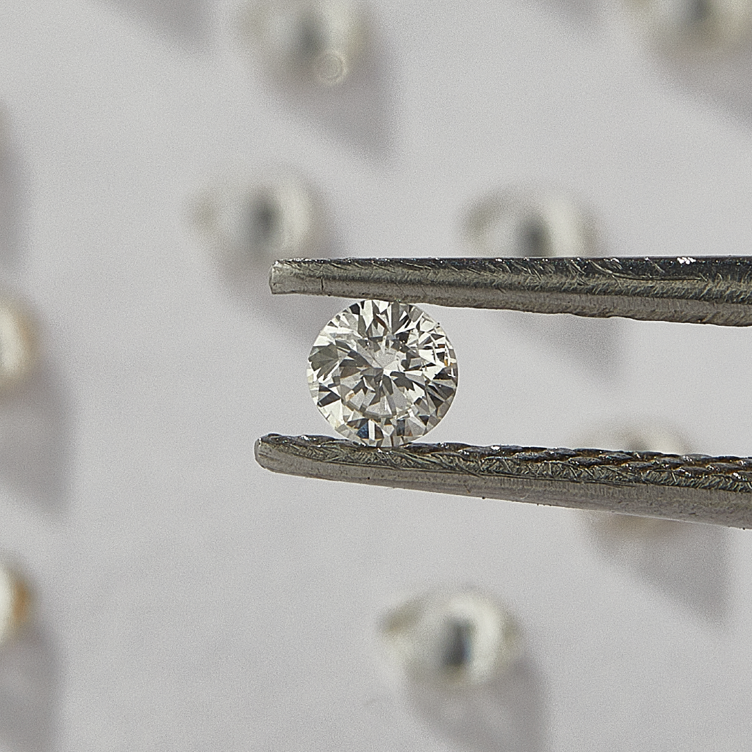 Round Shape White Natural Diamond Shree Diamond Mfg